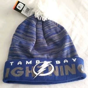 🌩 NWT TampaBay Lightning Beanie